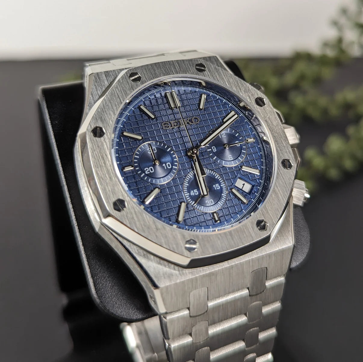 Royal Seikoak Blue Chrono